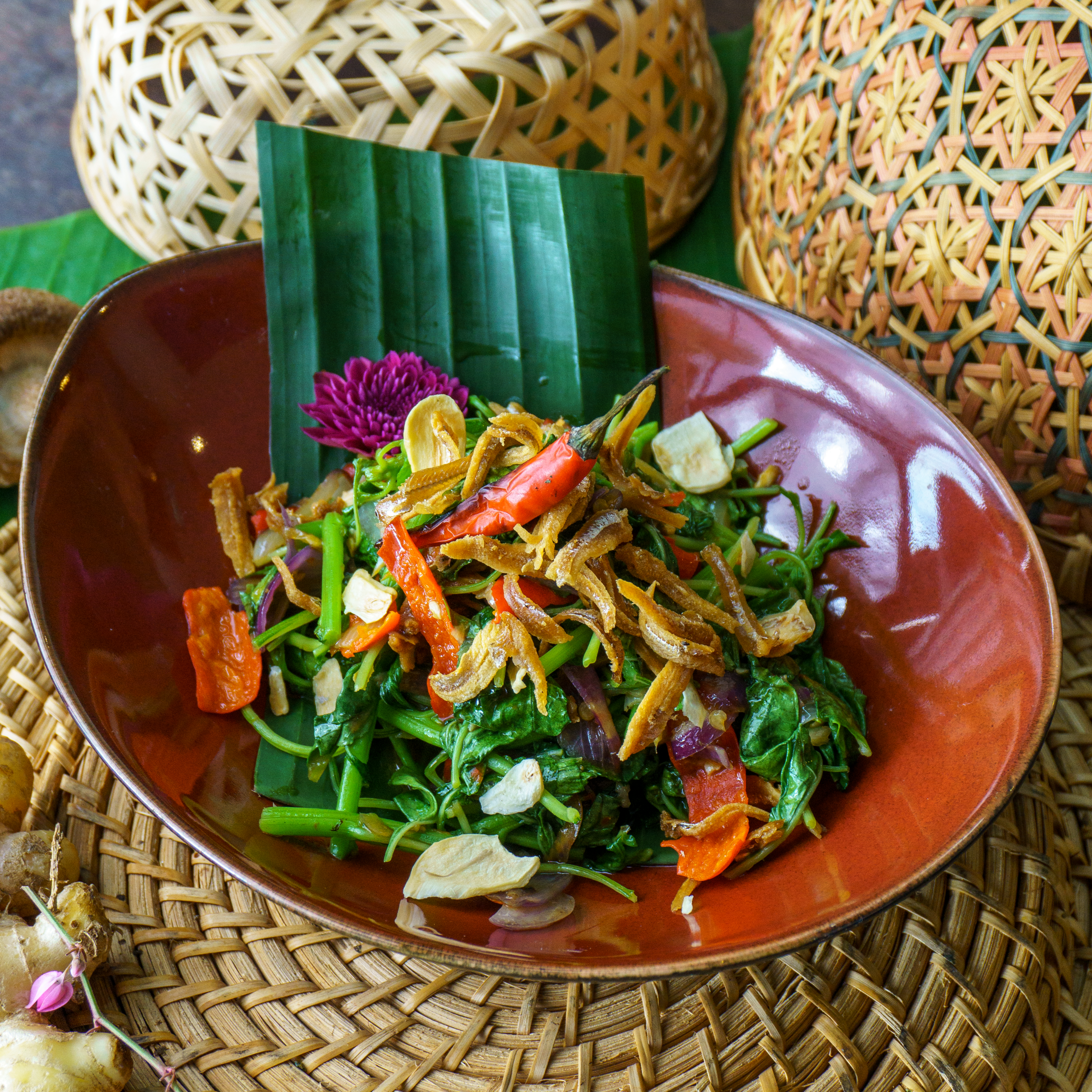 Bayam Tumis Kampung